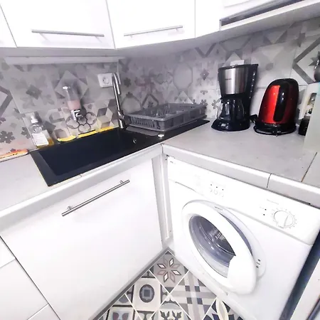 T2 Près De La Sans Parking Privé - Fr-1-607-227 Appartement *