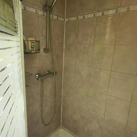 T2 Près De La Sans Parking Privé - Fr-1-607-227 Appartement Agde