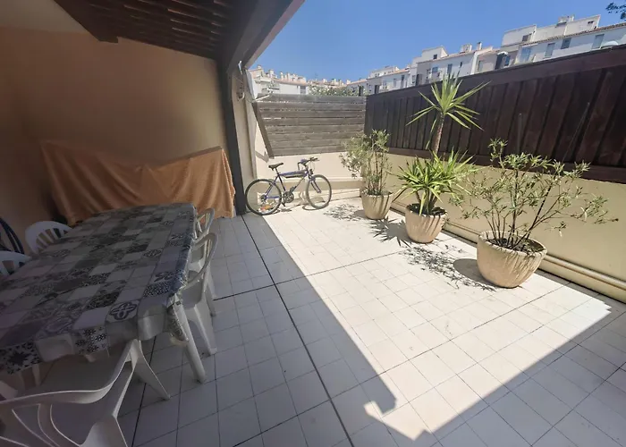 T2 Près De La Sans Parking Privé - Fr-1-607-227