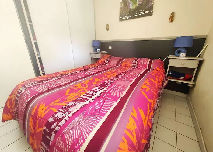 T2 Près De La Sans Parking Privé - Fr-1-607-227